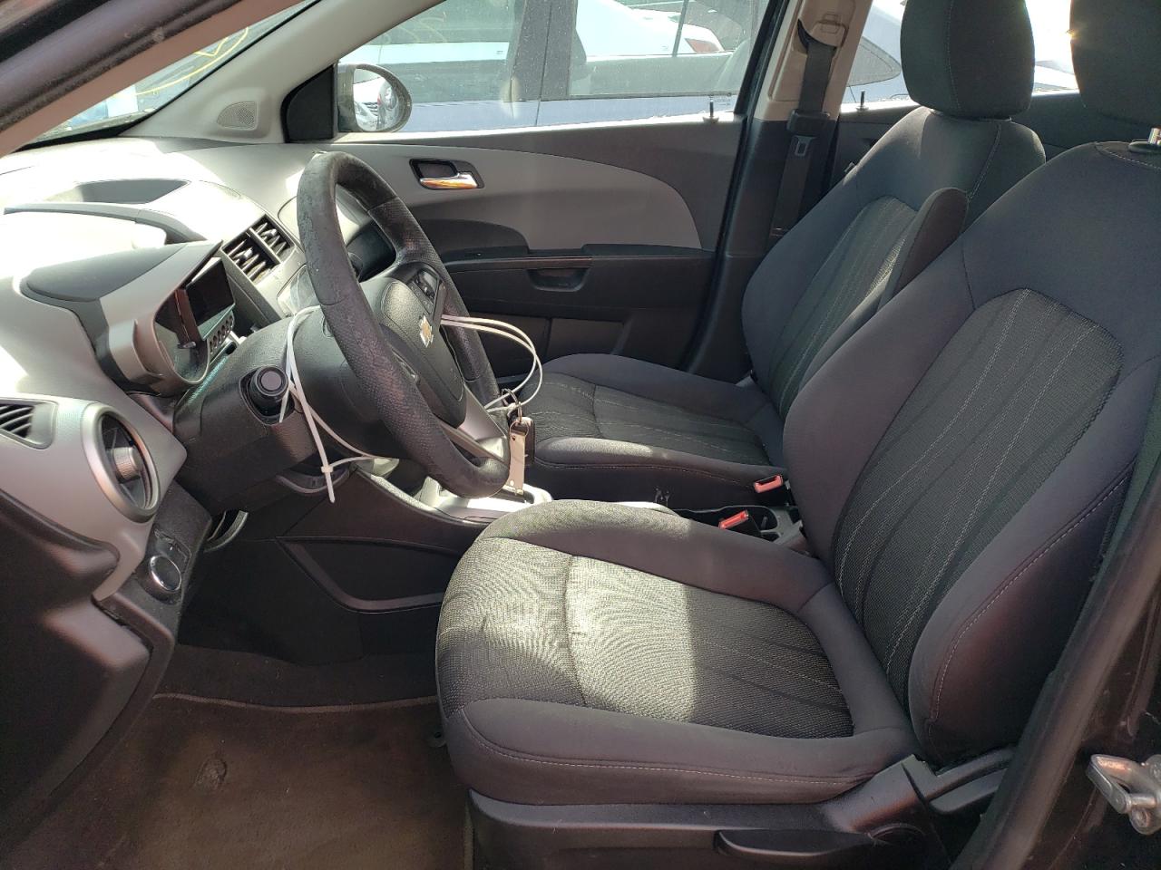 2014 Chevrolet Sonic - Image 7