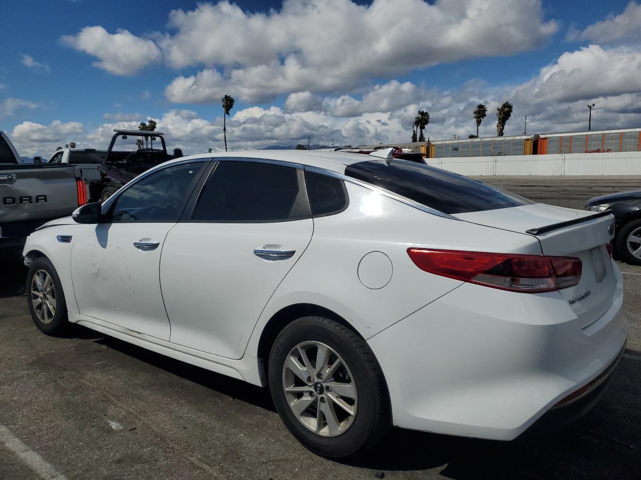 2016 Kia Optima - Image 2