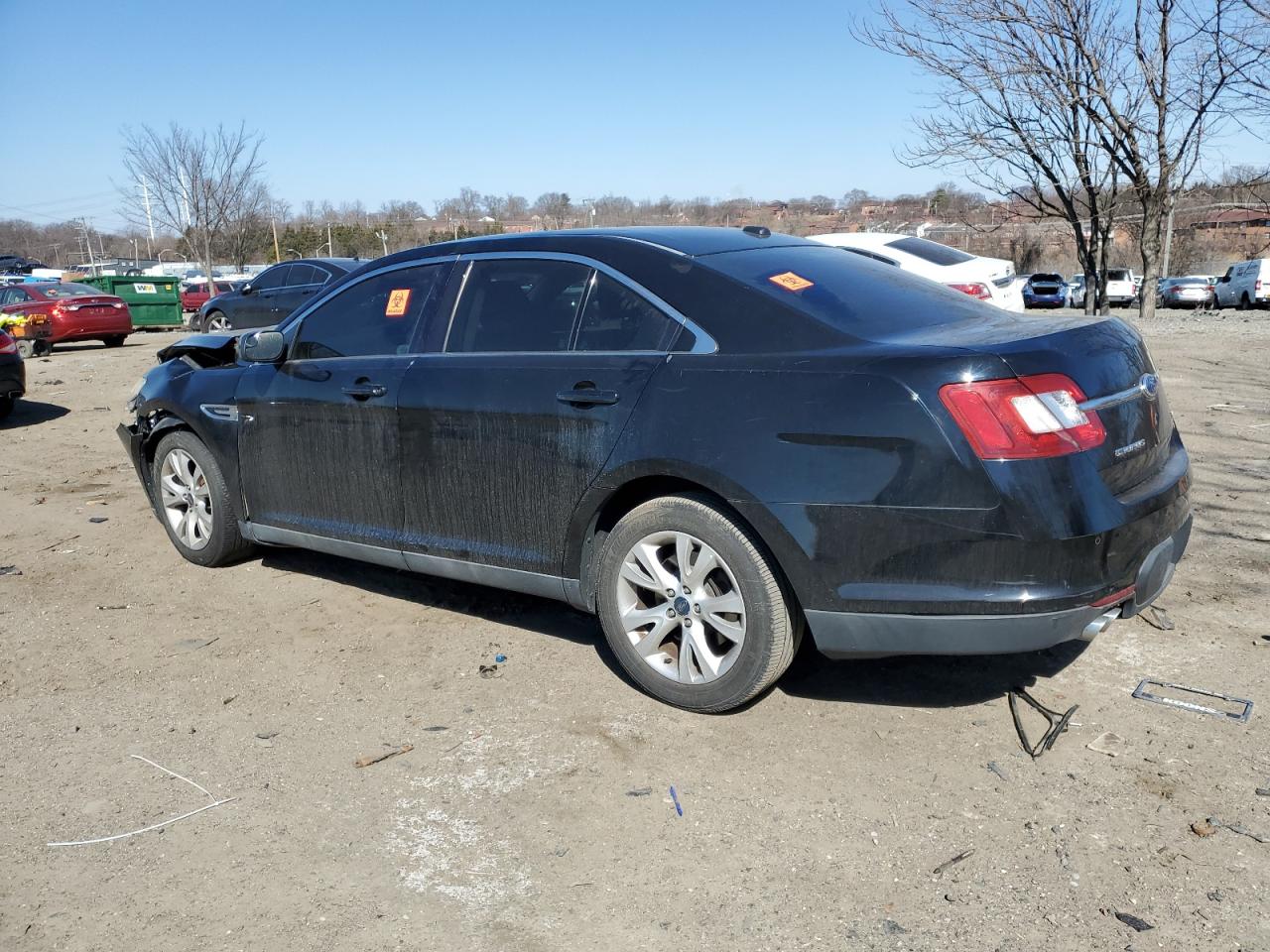 2012 Ford Taurus - Image 2