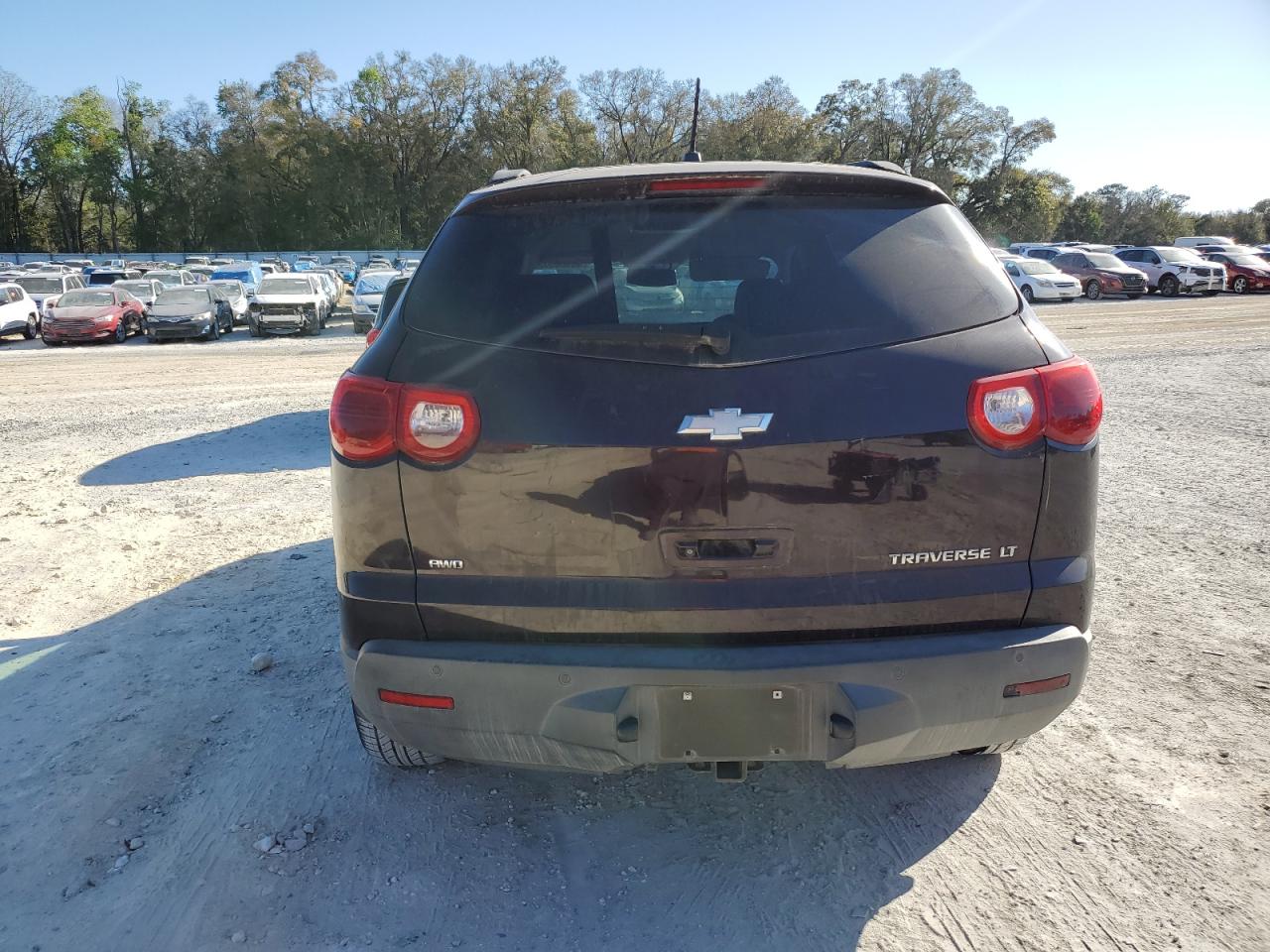 2010 Chevrolet Traverse - Image 6