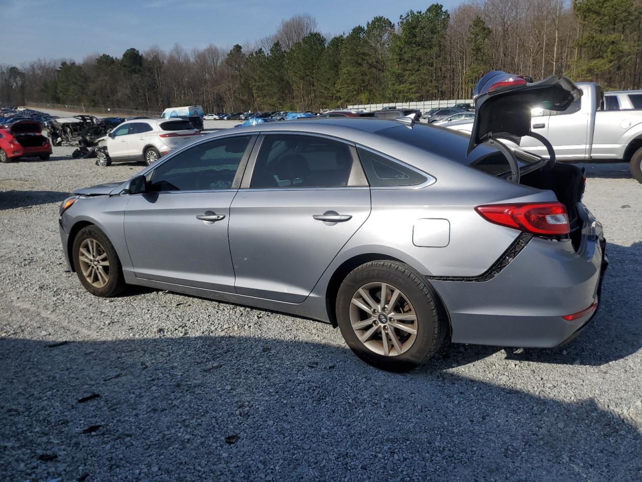 2016 Hyundai Sonata - Image 2