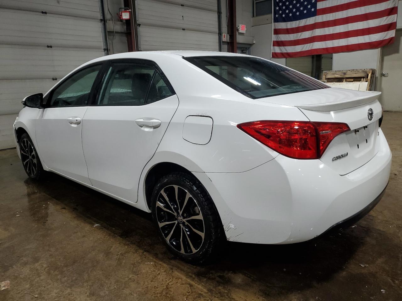 2017 Toyota Corolla - Image 2