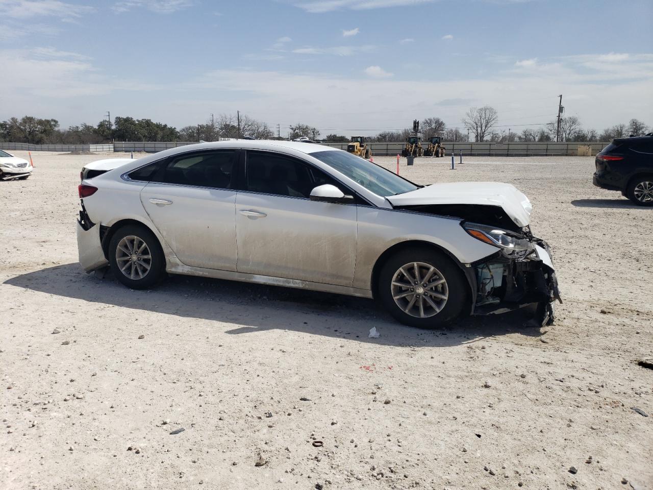 2018 Hyundai Sonata - Image 4