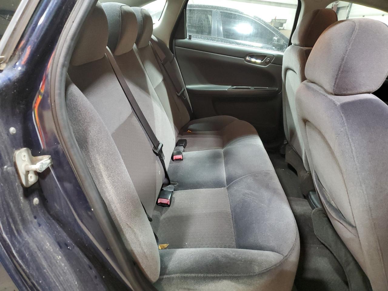 2008 Chevrolet Impala - Image 10