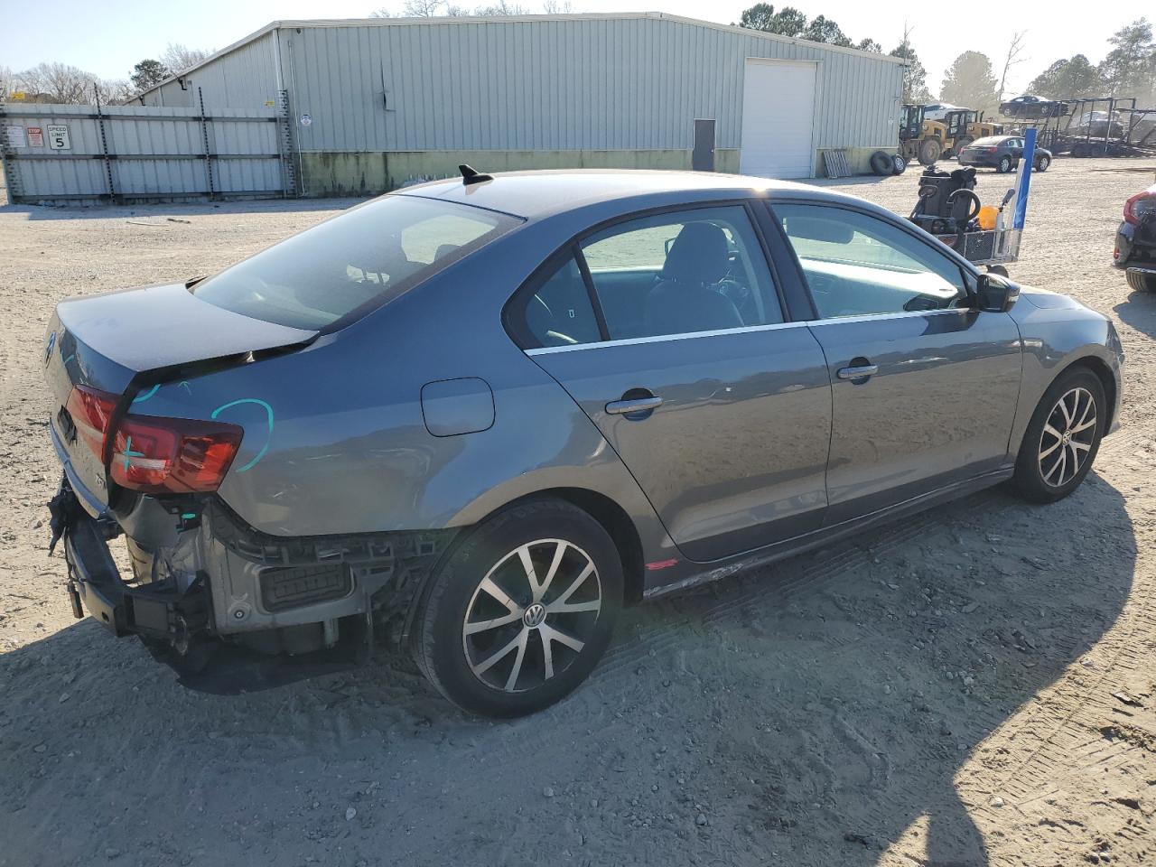 2017 Volkswagen Jetta - Image 3