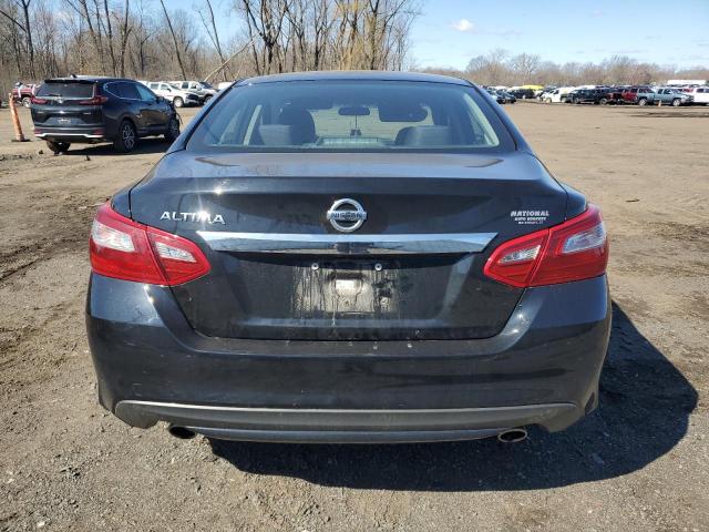  NISSAN ALTIMA 2018 Czarny