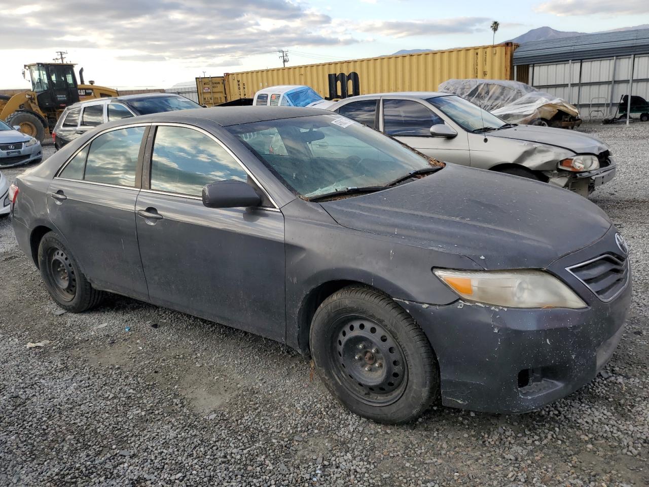 2010 Toyota Camry - Image 4