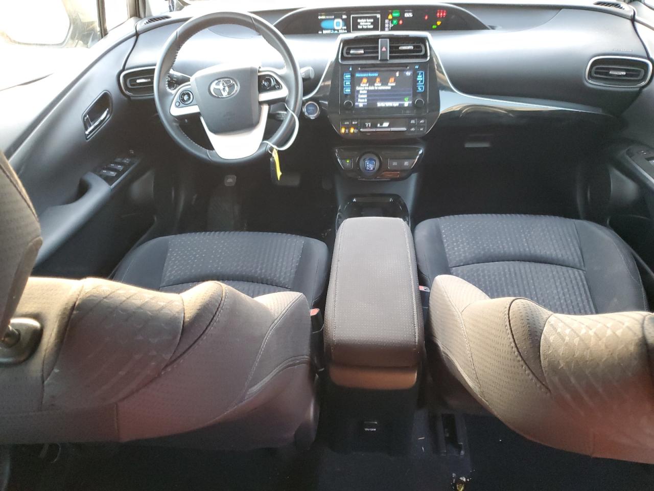2018 Toyota Prius - Image 8