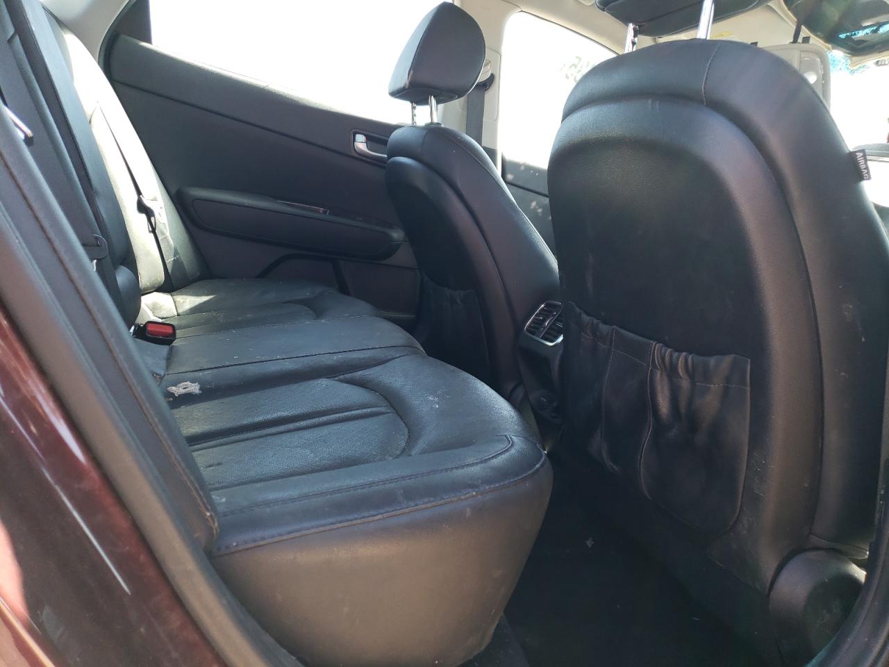 2018 Kia Optima - Image 11