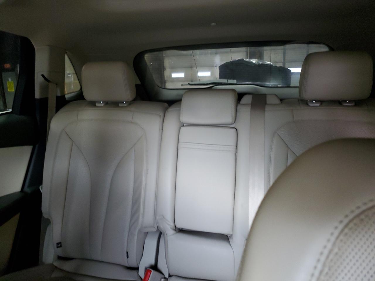 2020 Lincoln Nautilus - Image 10