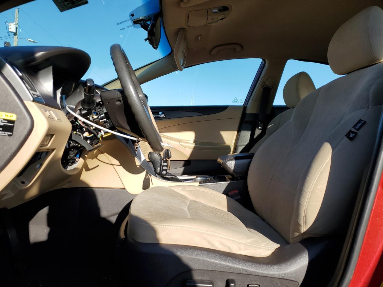 2014 Hyundai Sonata - Image 7