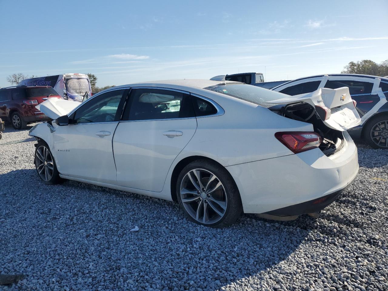 2021 Chevrolet Malibu - Image 2