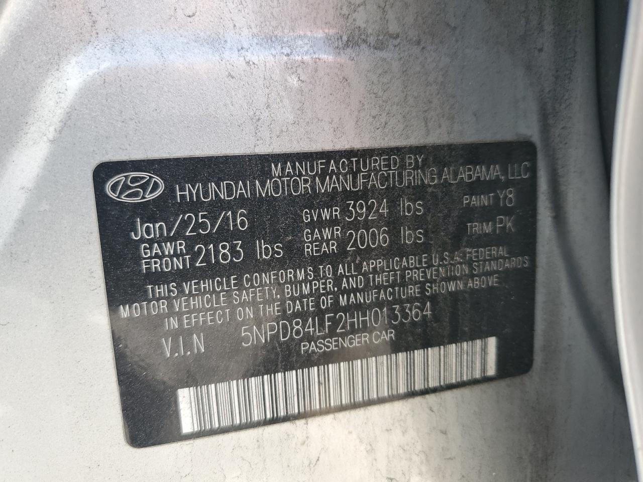 2017 Hyundai Elantra - Image 13