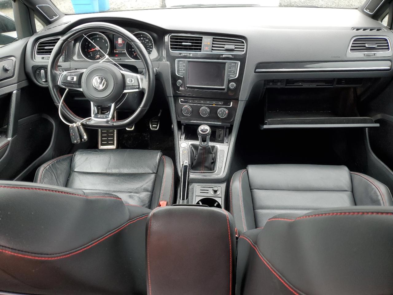 2016 Volkswagen GTI - Image 8