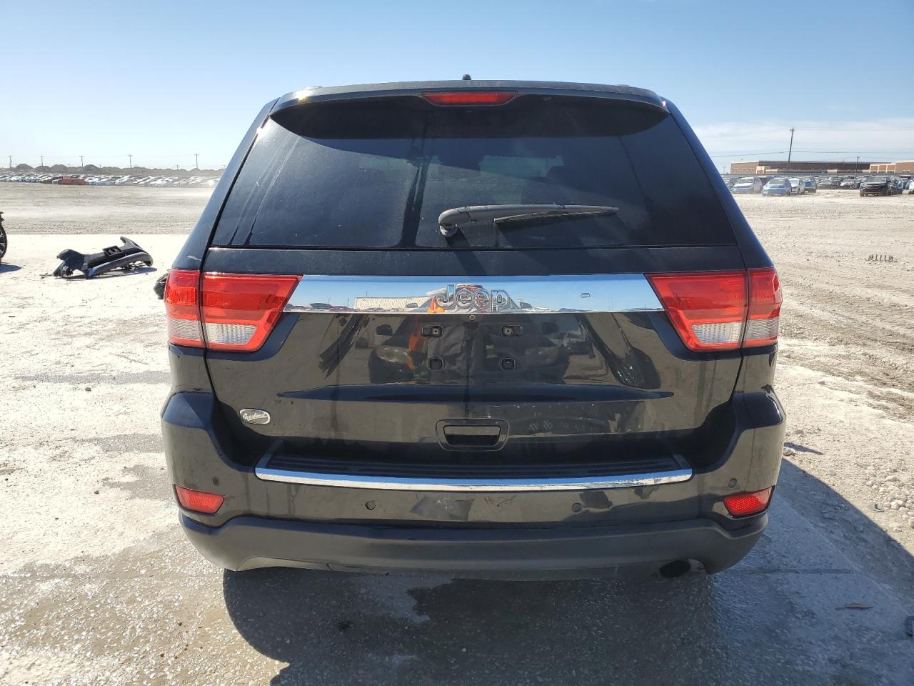 2012 Jeep Grand Cherokee - Image 6