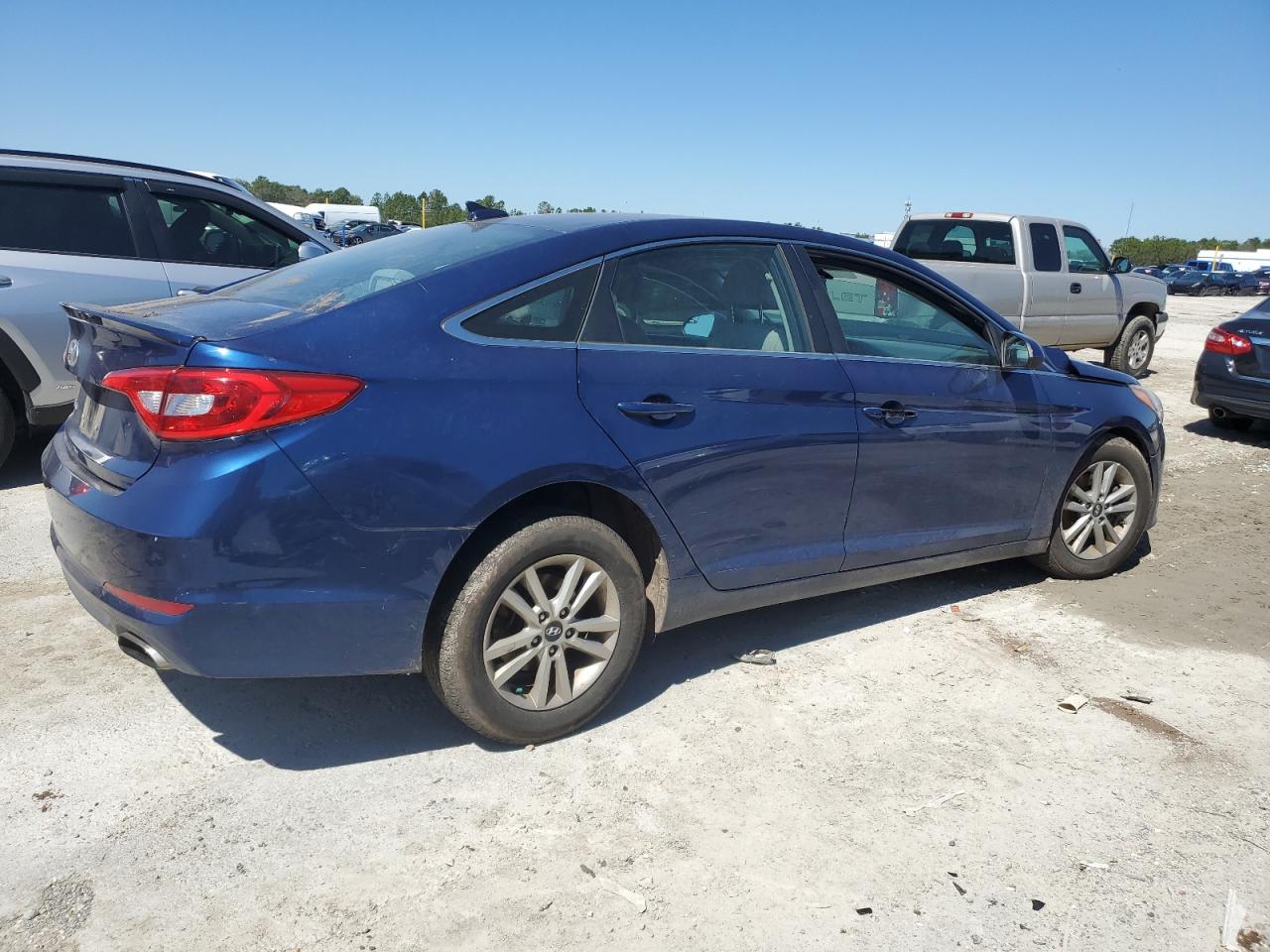 2016 Hyundai Sonata - Image 3