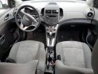 2014 Chevrolet Sonic Ls продається в Fort Wayne, IN - Front End