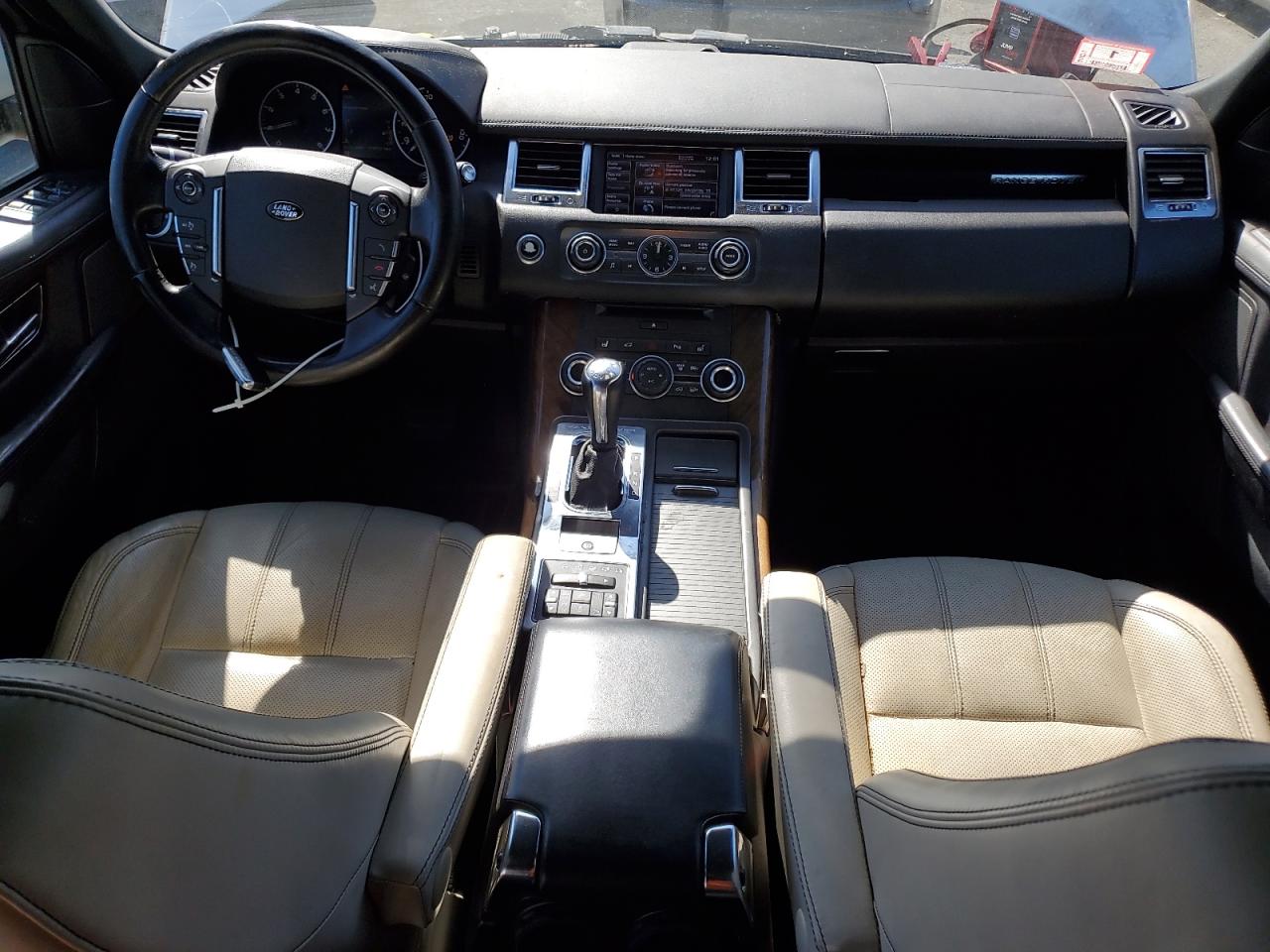 2013 Land Rover Range Rover - Image 8