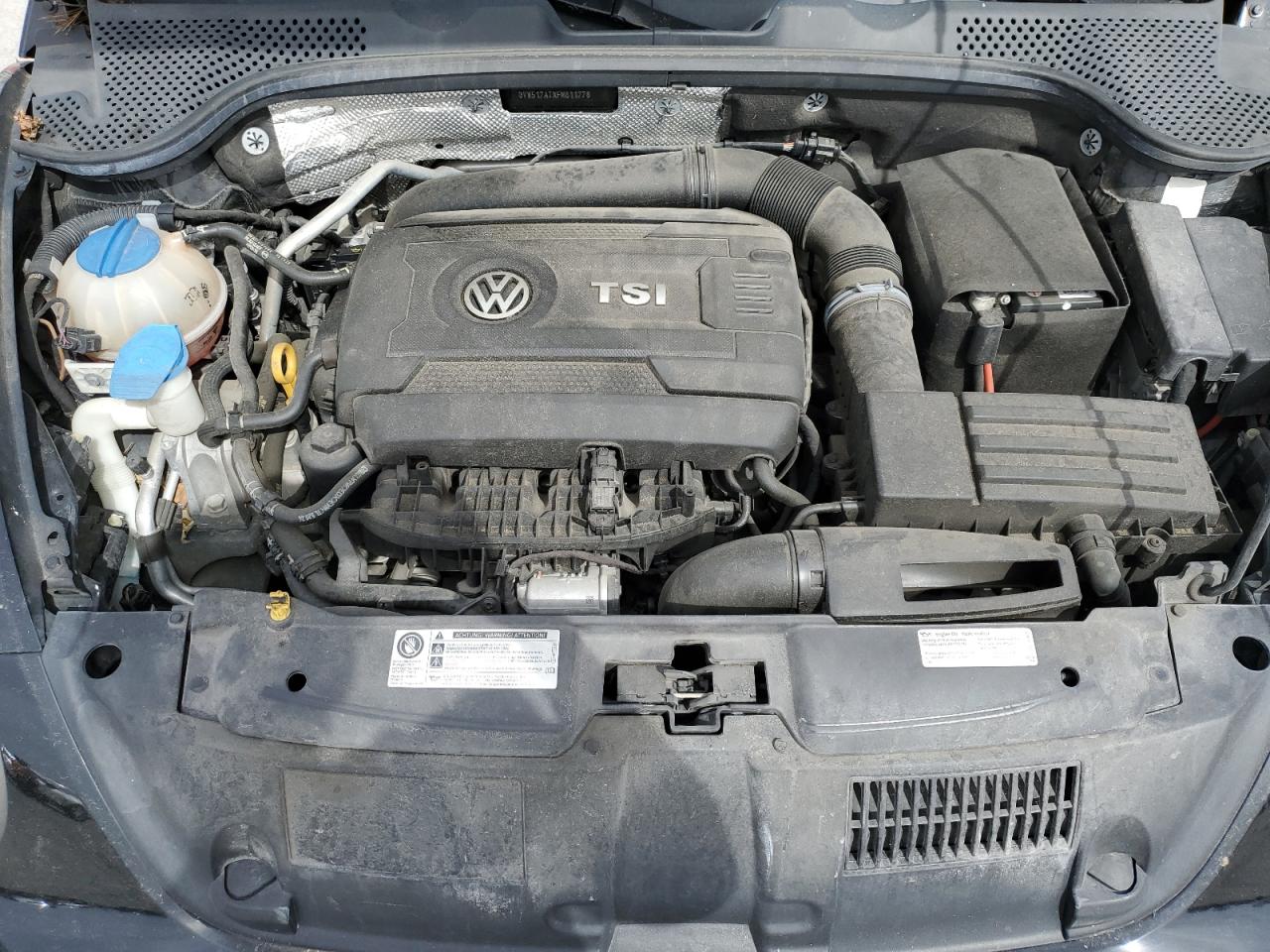 2015 Volkswagen Beetle 1.8T VIN: 3VW517ATXFM811778 Lot: 50013235