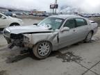 2010 Lincoln Town Car Signature Limited zu verkaufen in Farr West, UT - Front End