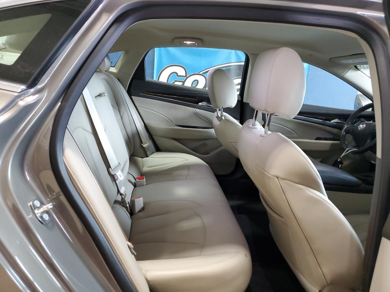 2018 Buick LaCrosse - Image 10