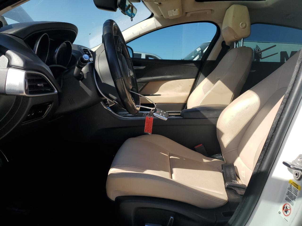 2019 Jaguar Xe Premium VIN: SAJAD4FX9KCP49404 Lot: 48826365