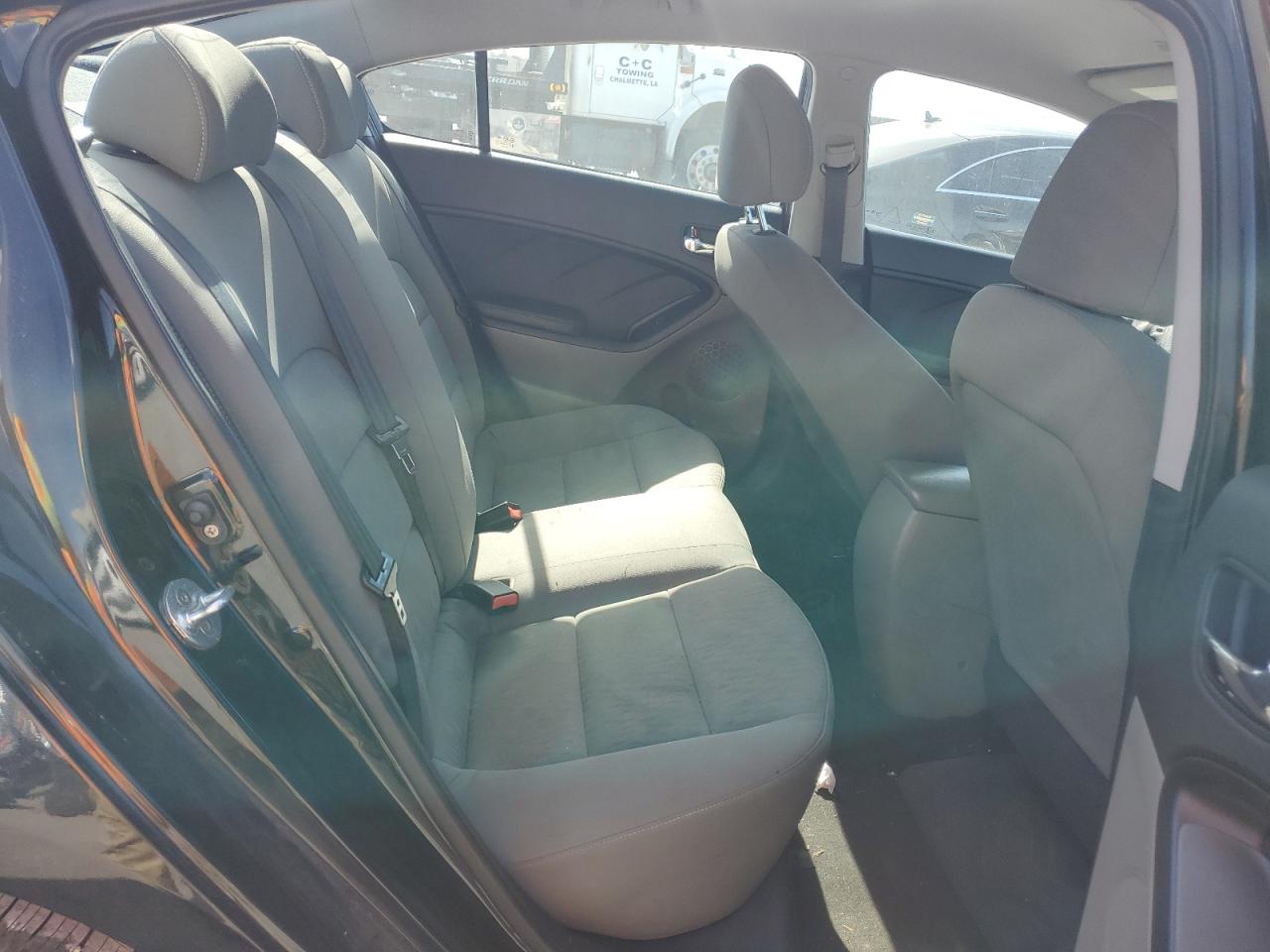 2016 Kia Forte - Image 10