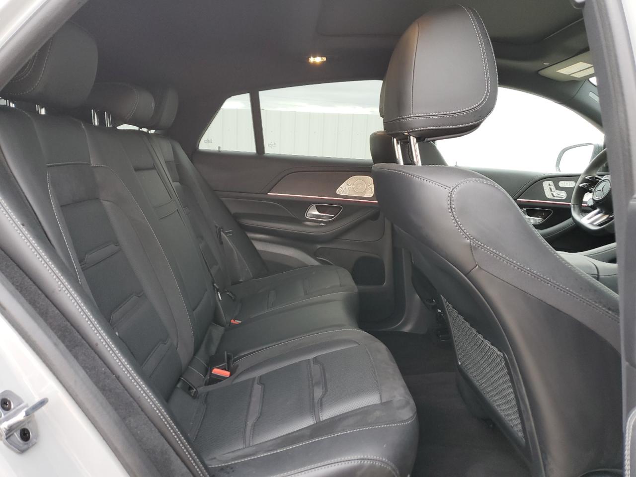 2024 Mercedes-Benz GLE - Image 11