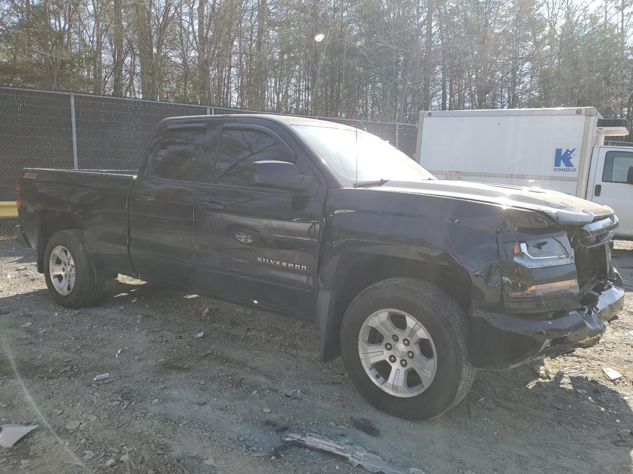 2016 Chevrolet Silverado - Image 4