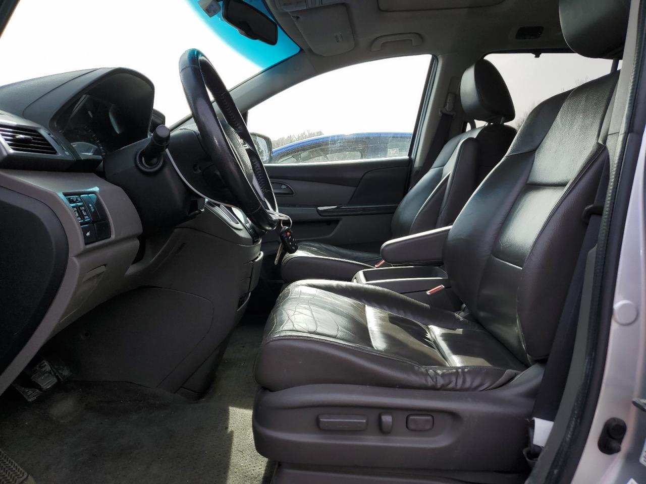 2011 Honda Odyssey - Image 7