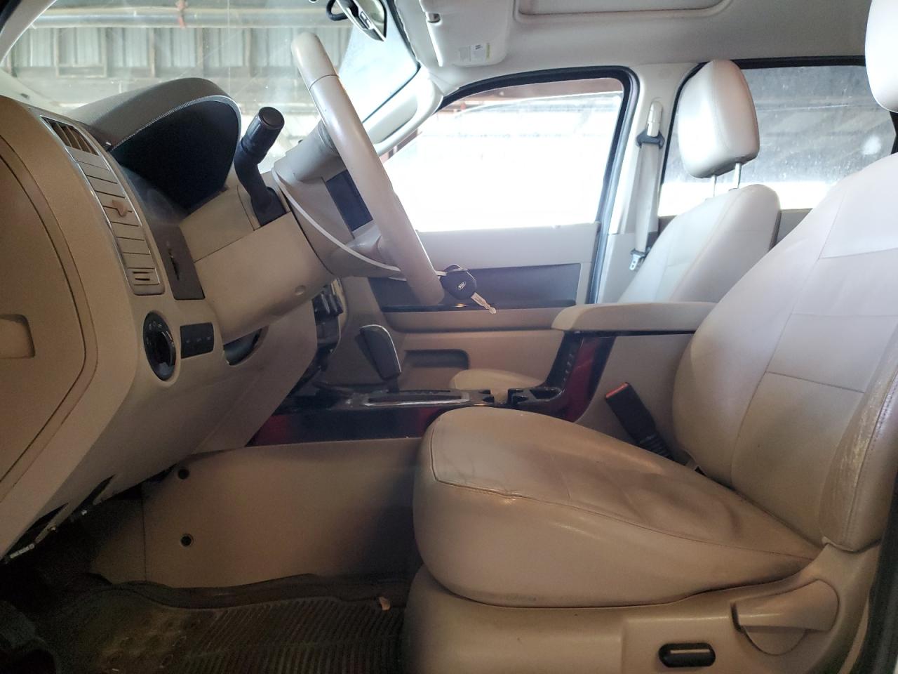 2009 Ford Escape - Image 7