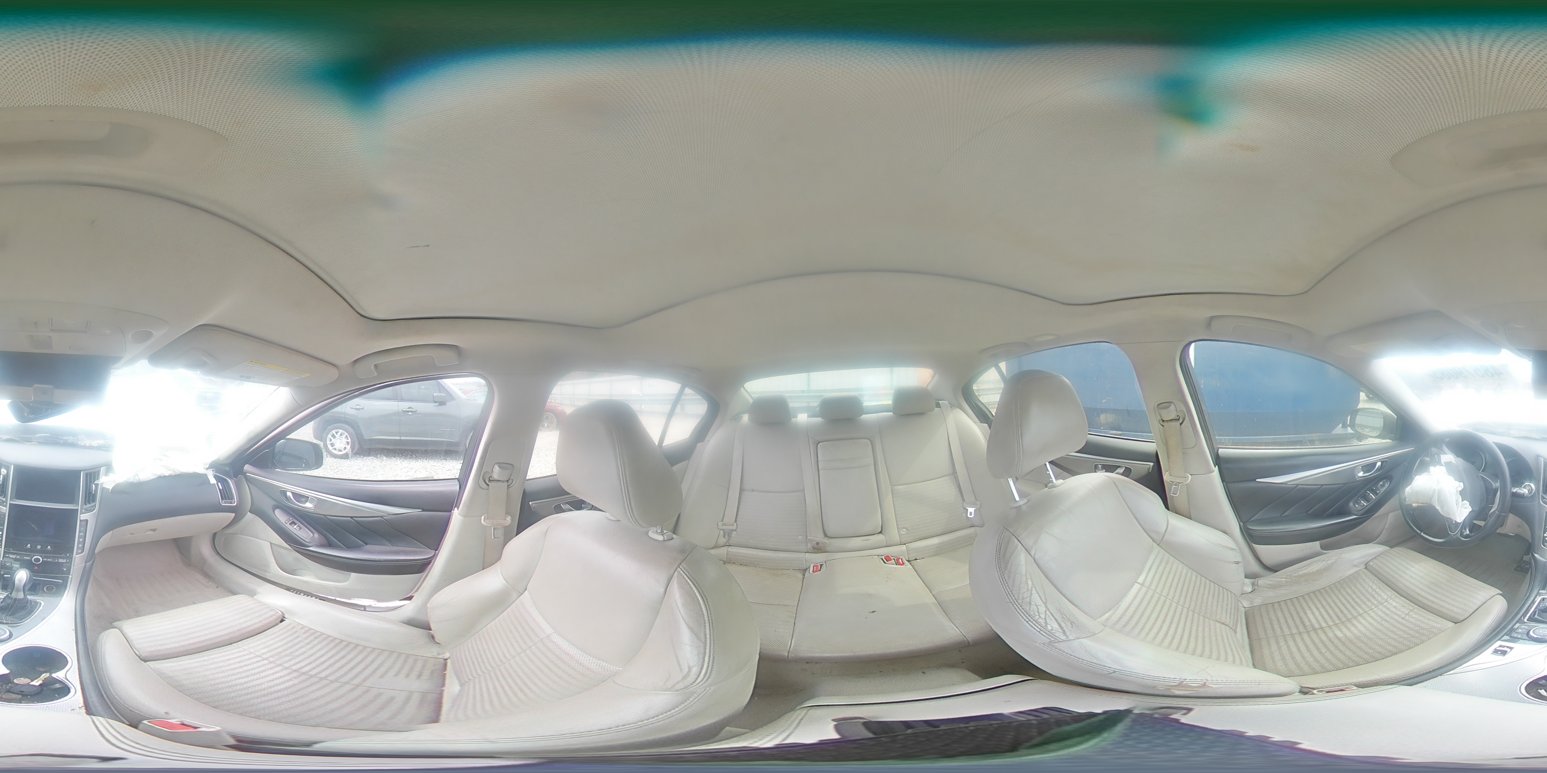 2015 Infiniti Q50 - Image 13