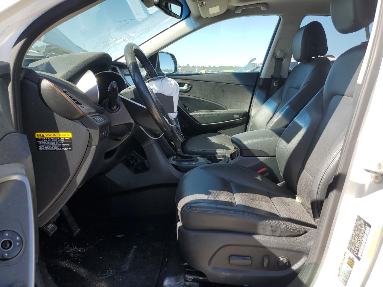 2017 Hyundai Santa Fe - Image 7
