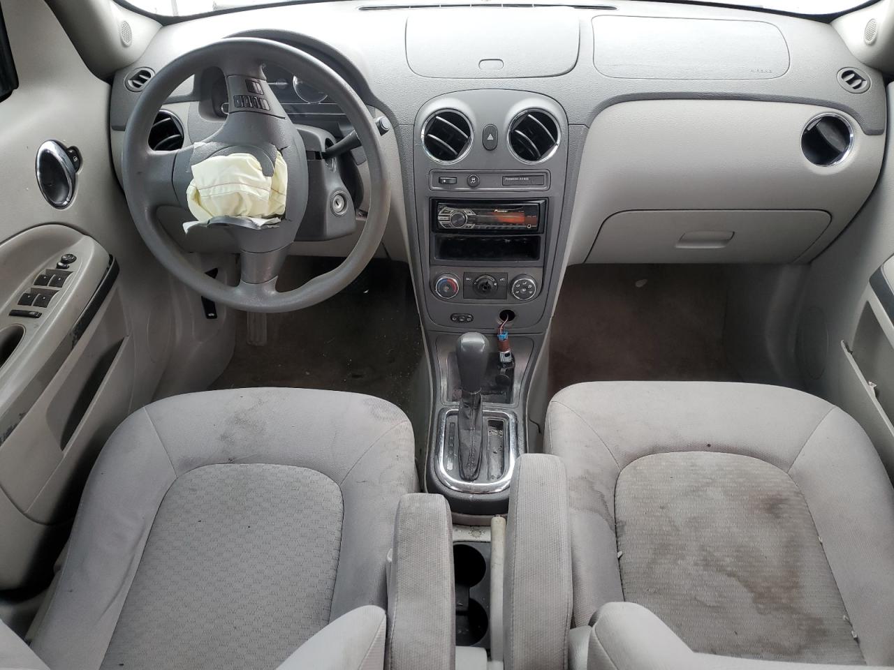2009 Chevrolet HHR - Image 8