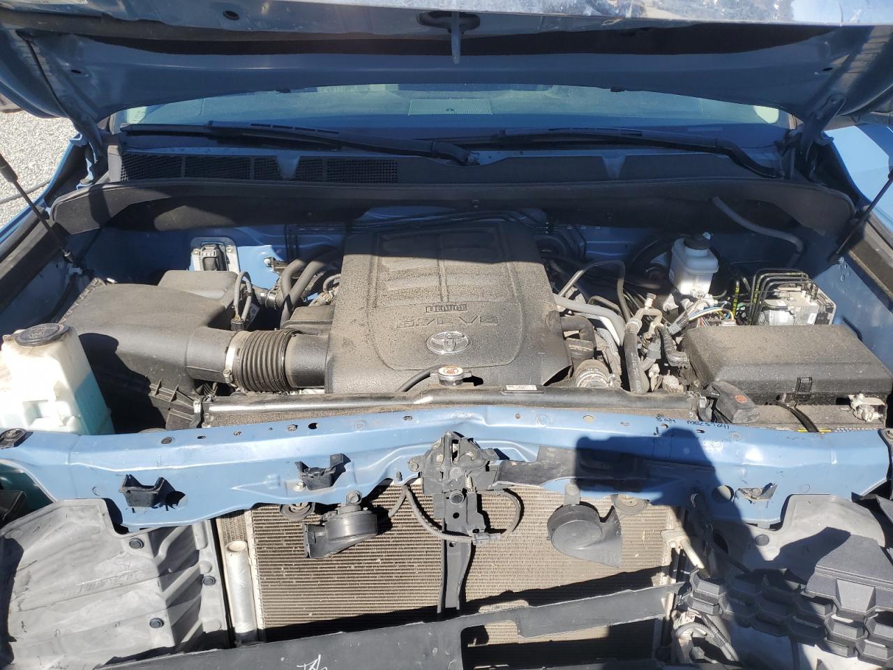 2020 Toyota Tundra - Image 11