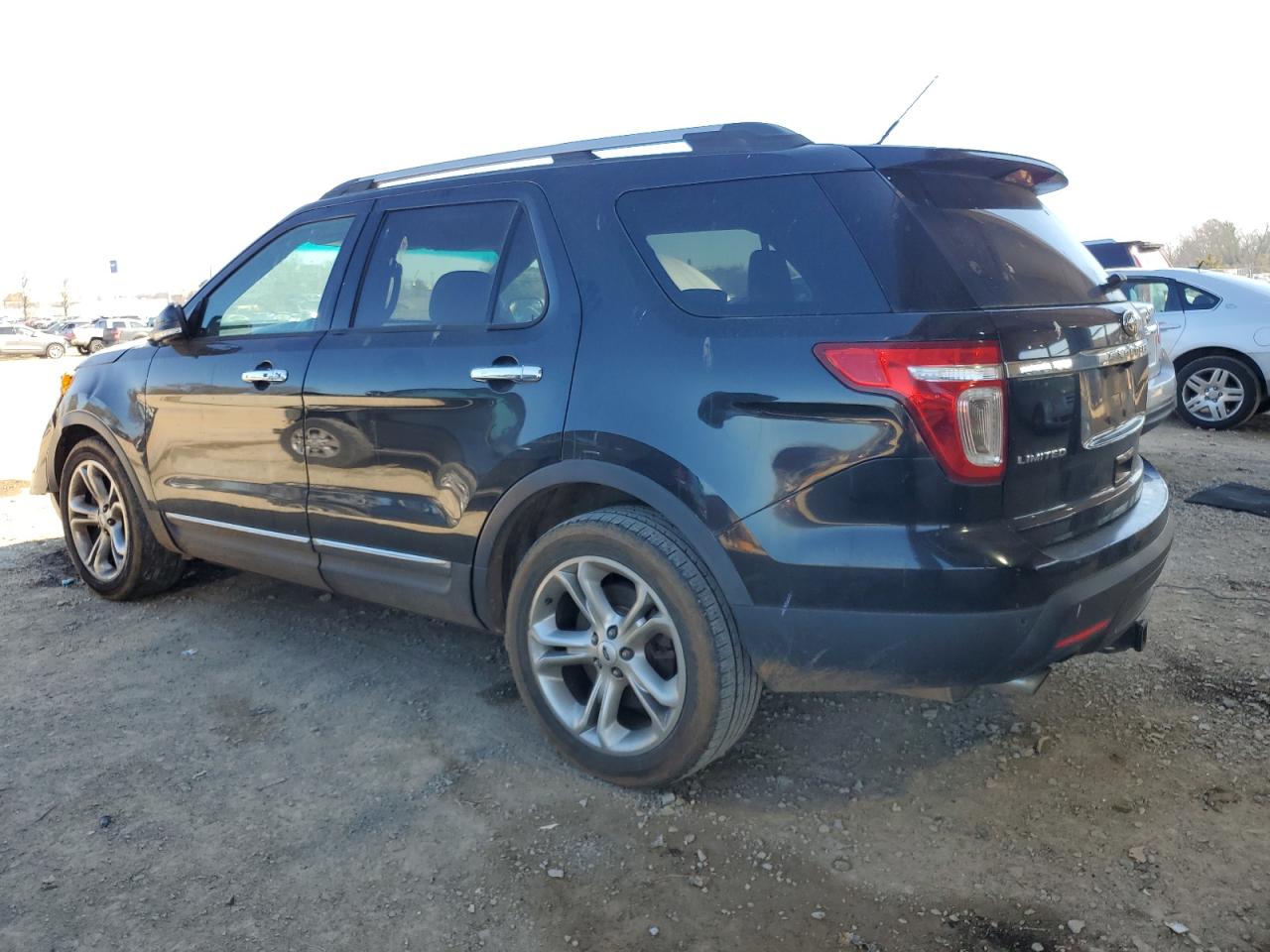 2014 Ford Explorer - Image 2