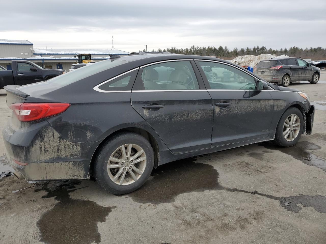 2016 Hyundai Sonata - Image 3
