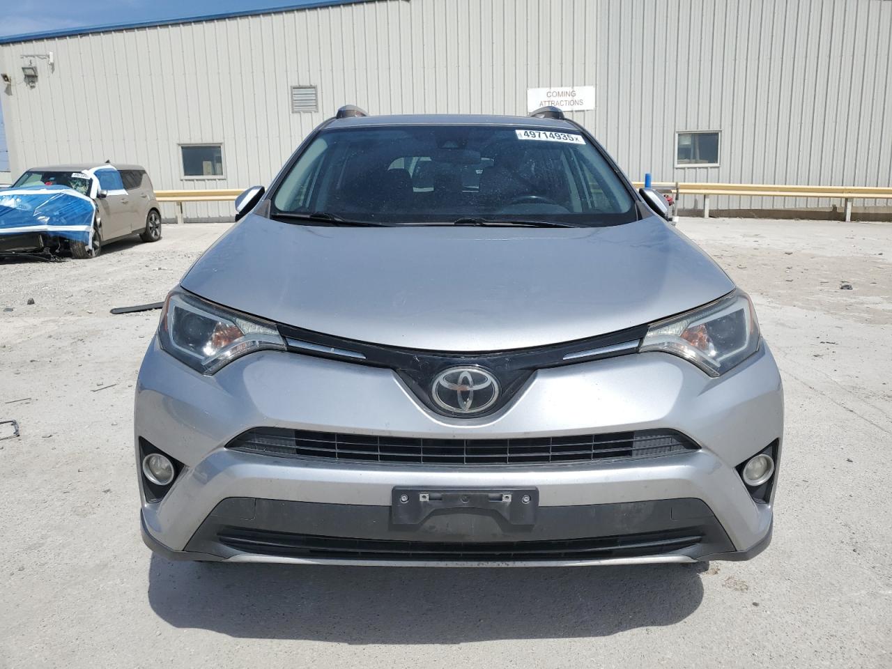 2018 Toyota RAV 4 - Image 5