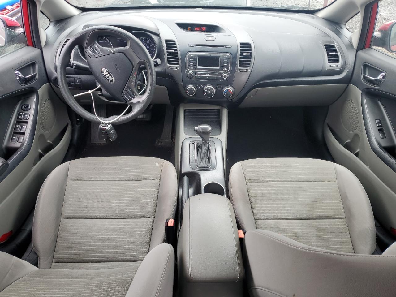 2015 Kia Forte - Image 8