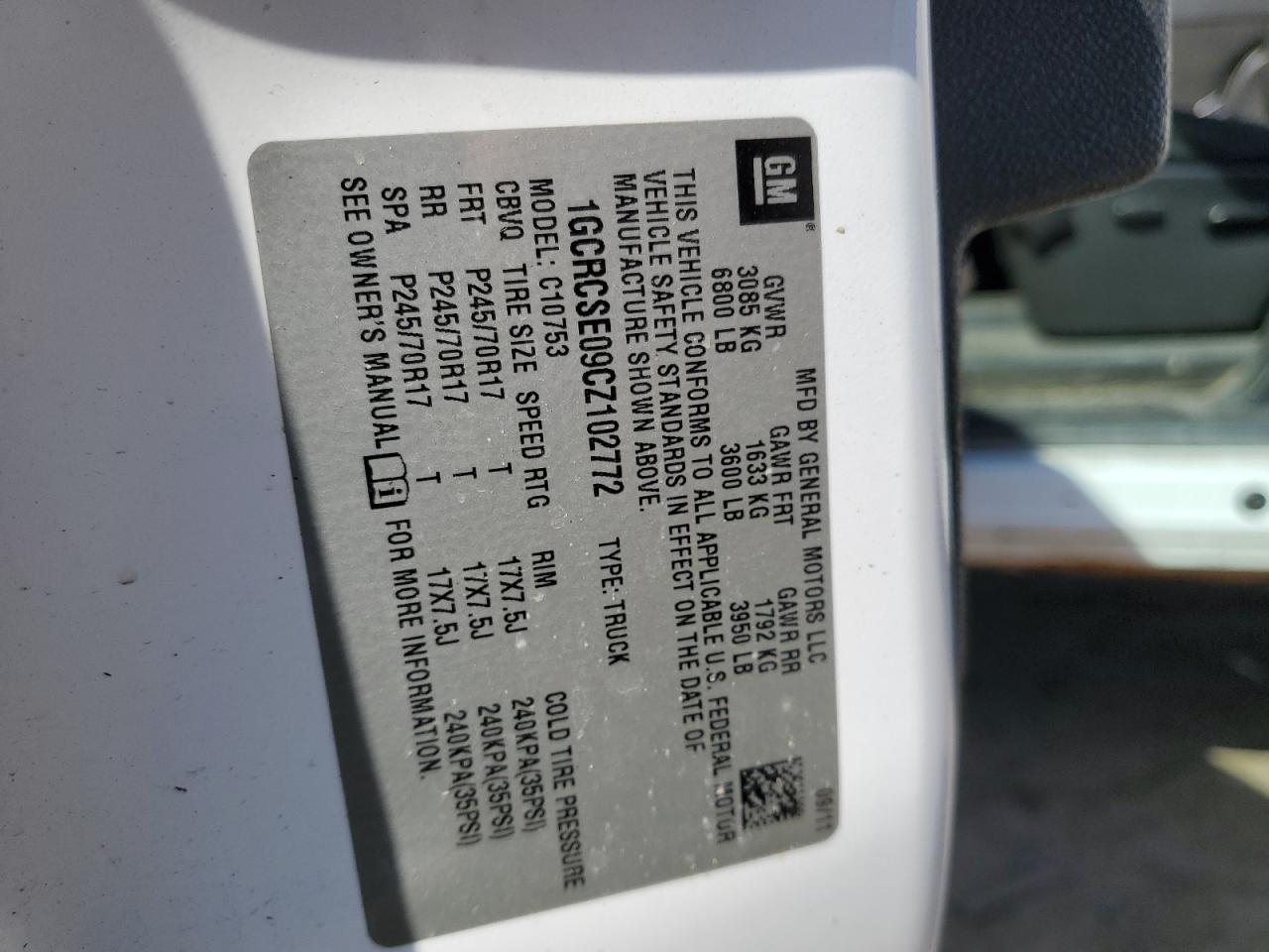2012 Chevrolet Silverado - Image 12