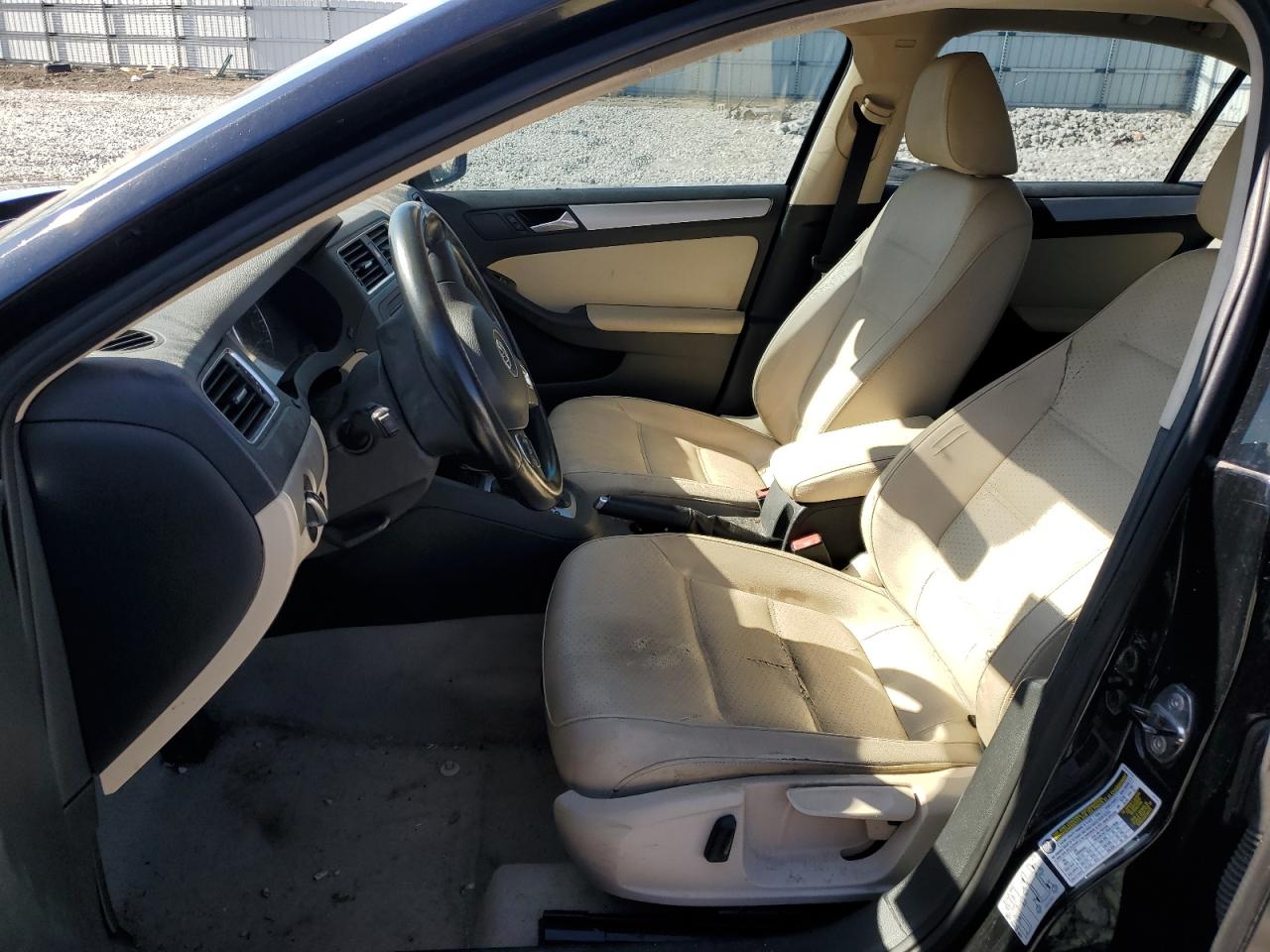 2014 Volkswagen Jetta - Image 7