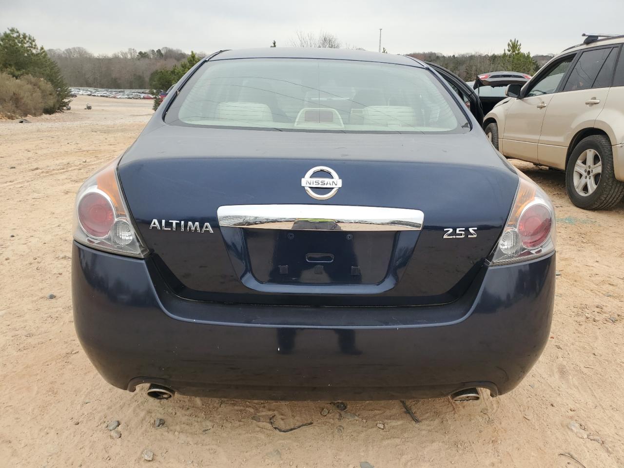 2010 Nissan Altima - Image 6