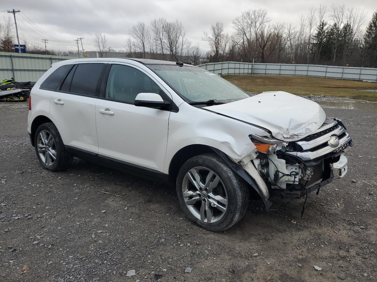 2013 Ford Edge - Image 4