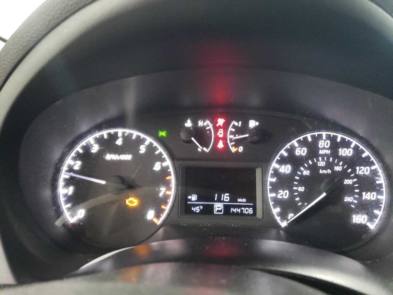 2015 Nissan Sentra - Image 9