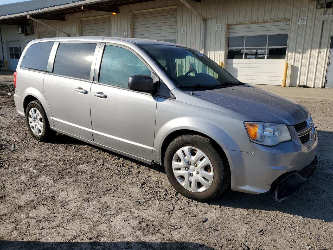 2018 Dodge Caravan - Image 4