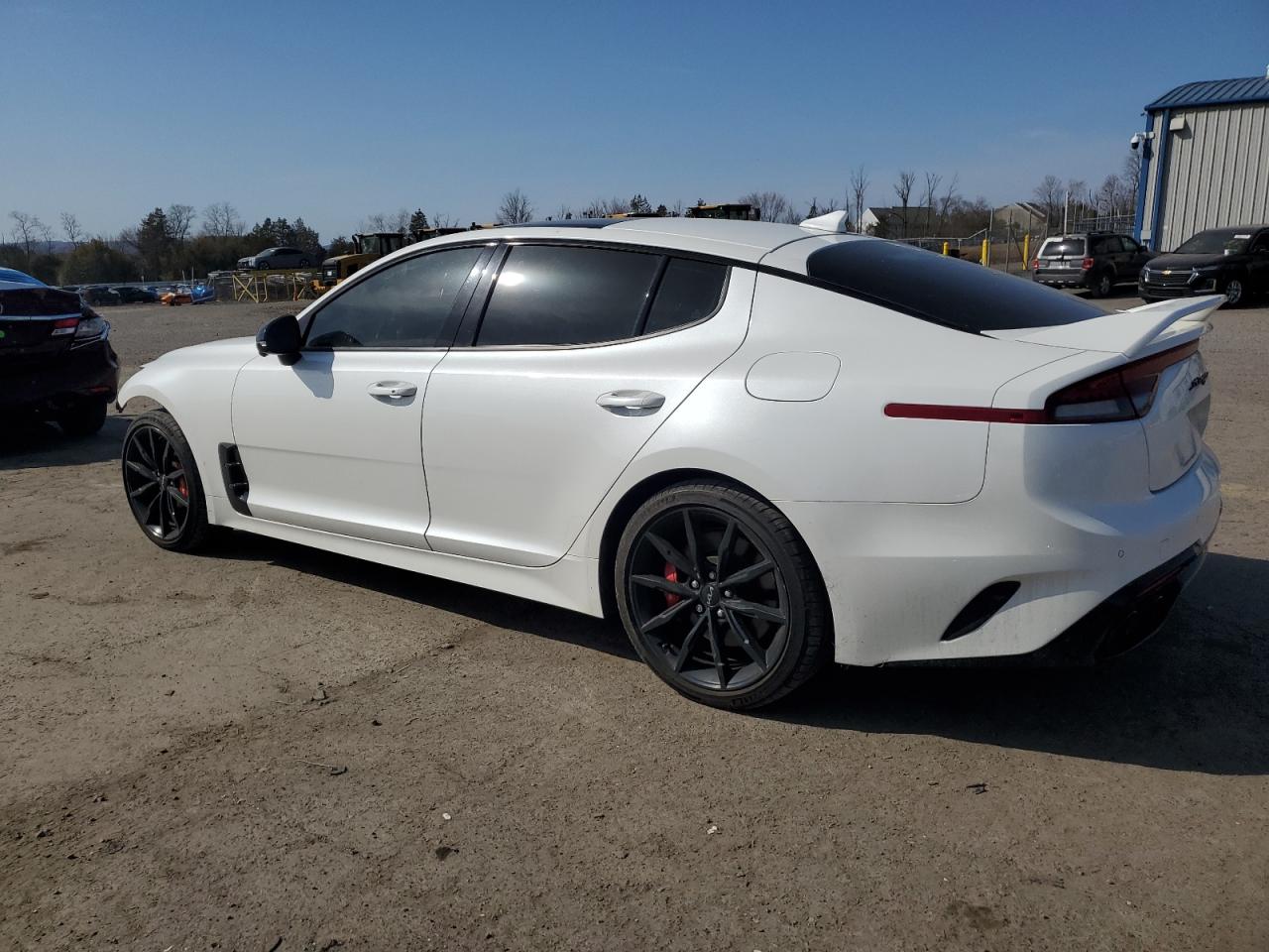 2022 Kia Stinger - Image 2