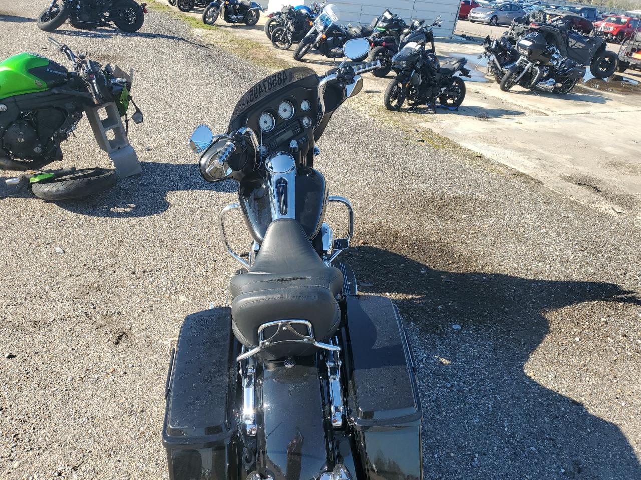 2013 Harley-Davidson Flhx Street Glide VIN: 1HD1KBM11DB693912 Lot: 48587495