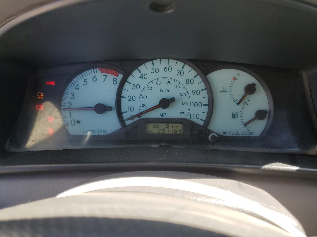 2003 Toyota Corolla - Image 9