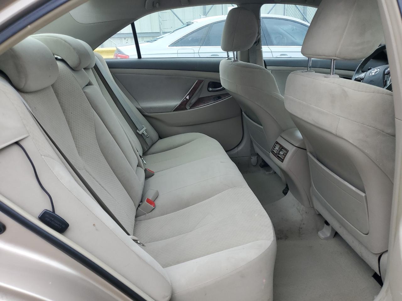 2007 Toyota Camry - Image 10