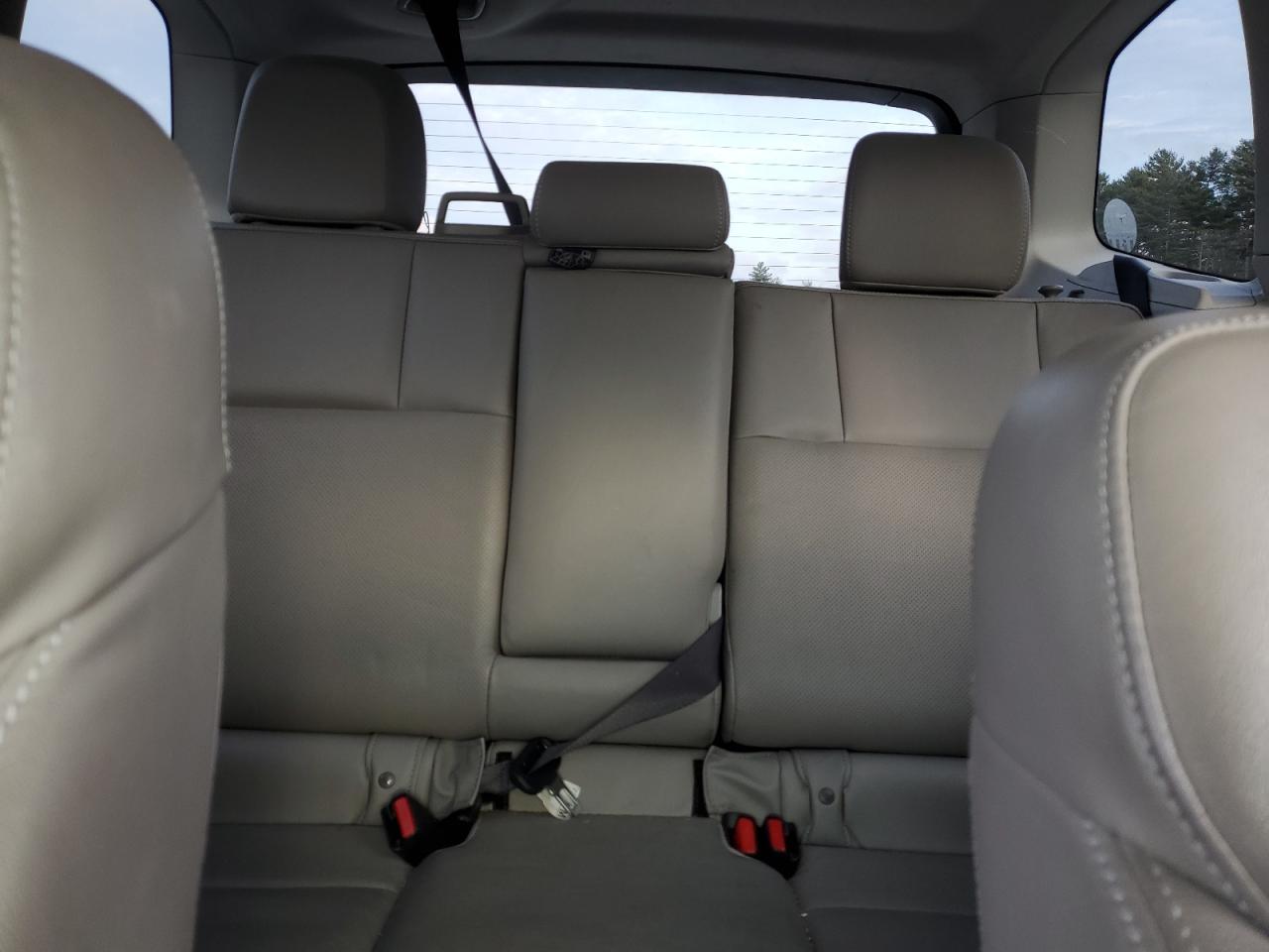 2014 Subaru Forester - Image 10